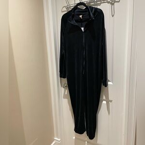 NWT Black velvet Smash+Tess Romper